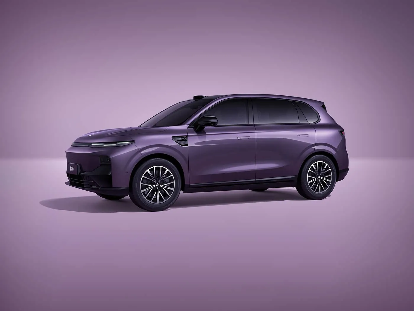 Leapmotor B10 pure Electric Compact SUV with 510-600km CLTC Range, 14.6" 2.5K Screen & Leapmotor Pilot New Energy vehicle