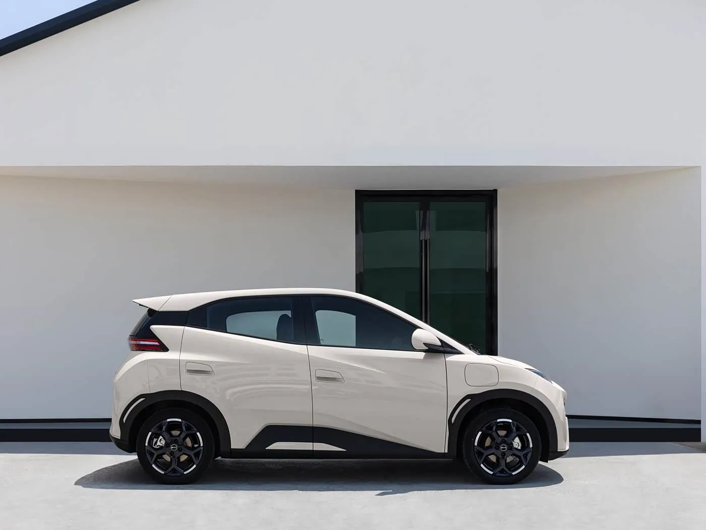 Byd Seagill Ev Hatchback Mini Smart Suv Imbere Yibiziga Imbere hamwe na kamera yinyuma yimodoka ihambiriye ingufu