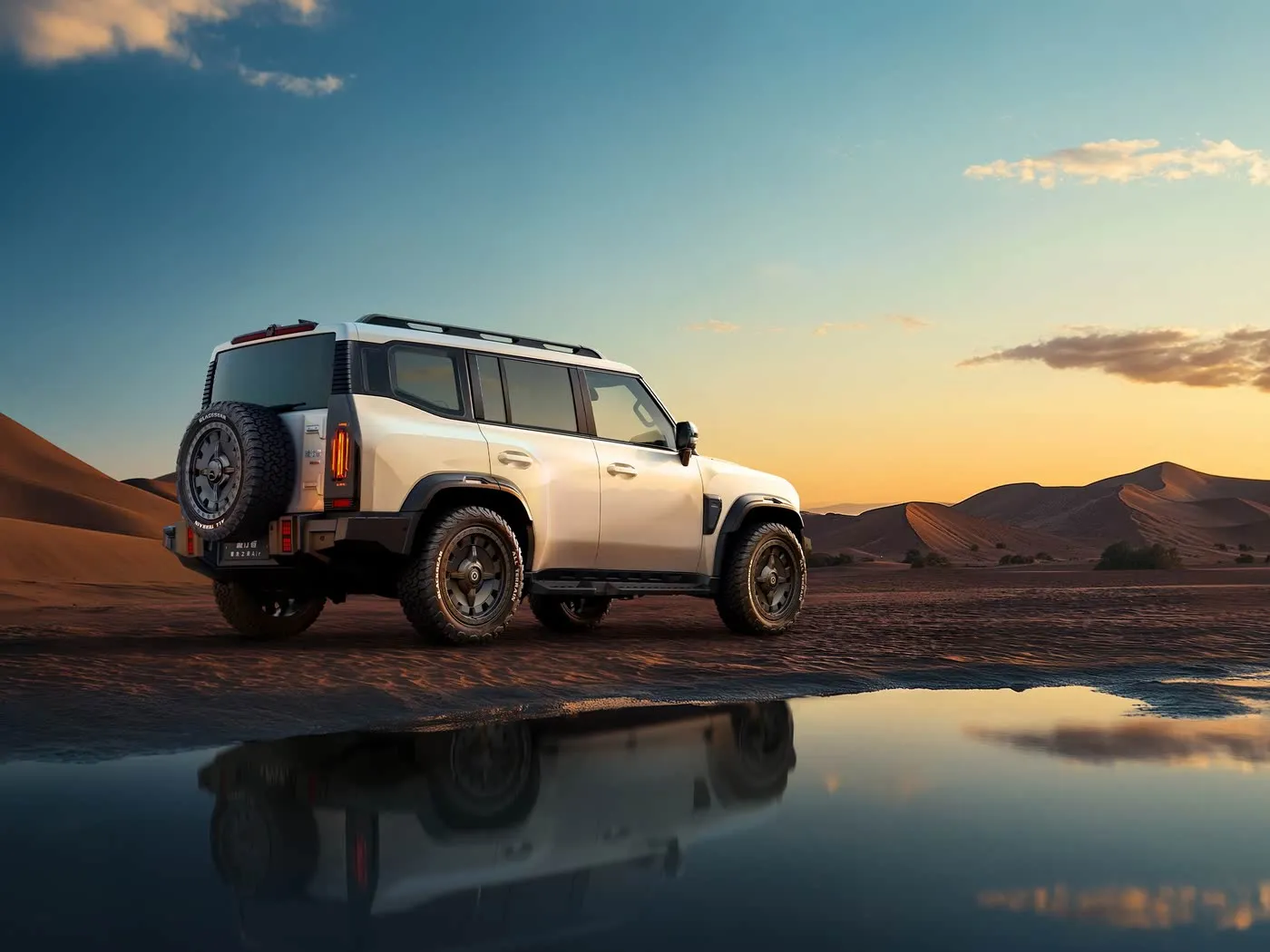 Umugenzi wa Jetour Kurira Suv Umuvuduko Mugari 2.0T Automatic ibumoso ibumoso bwa turbo uruhu euro vi rumumini