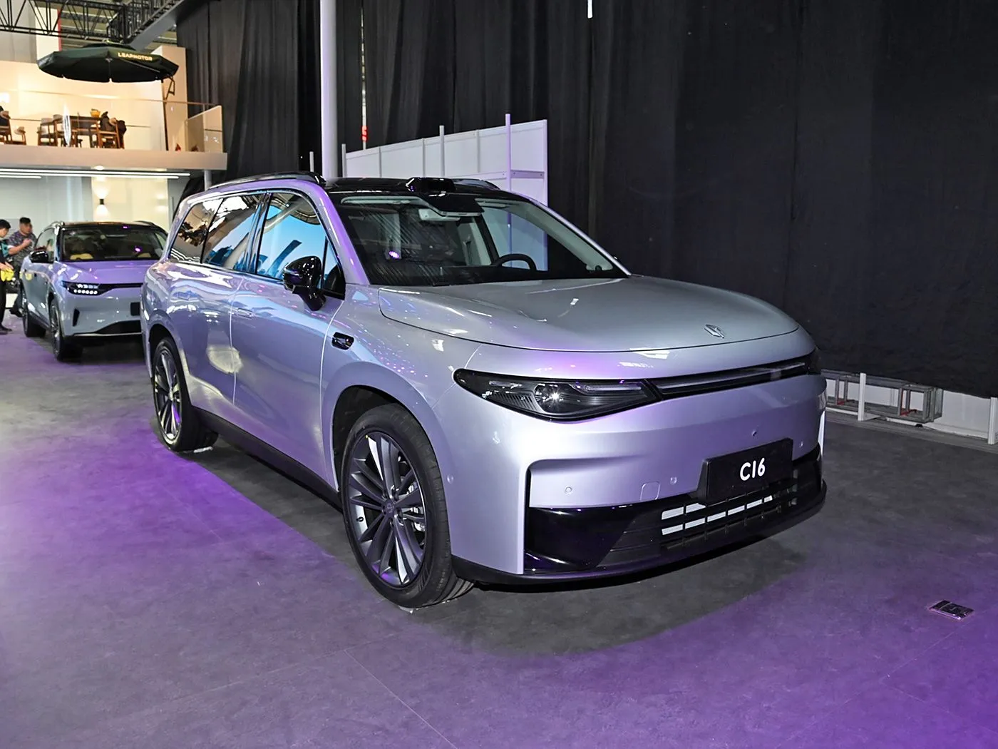 Leapmotor c16 5-Urugi 6-Ikimenyetso Ev SUV 4wd Mode Mode ihagaze neza