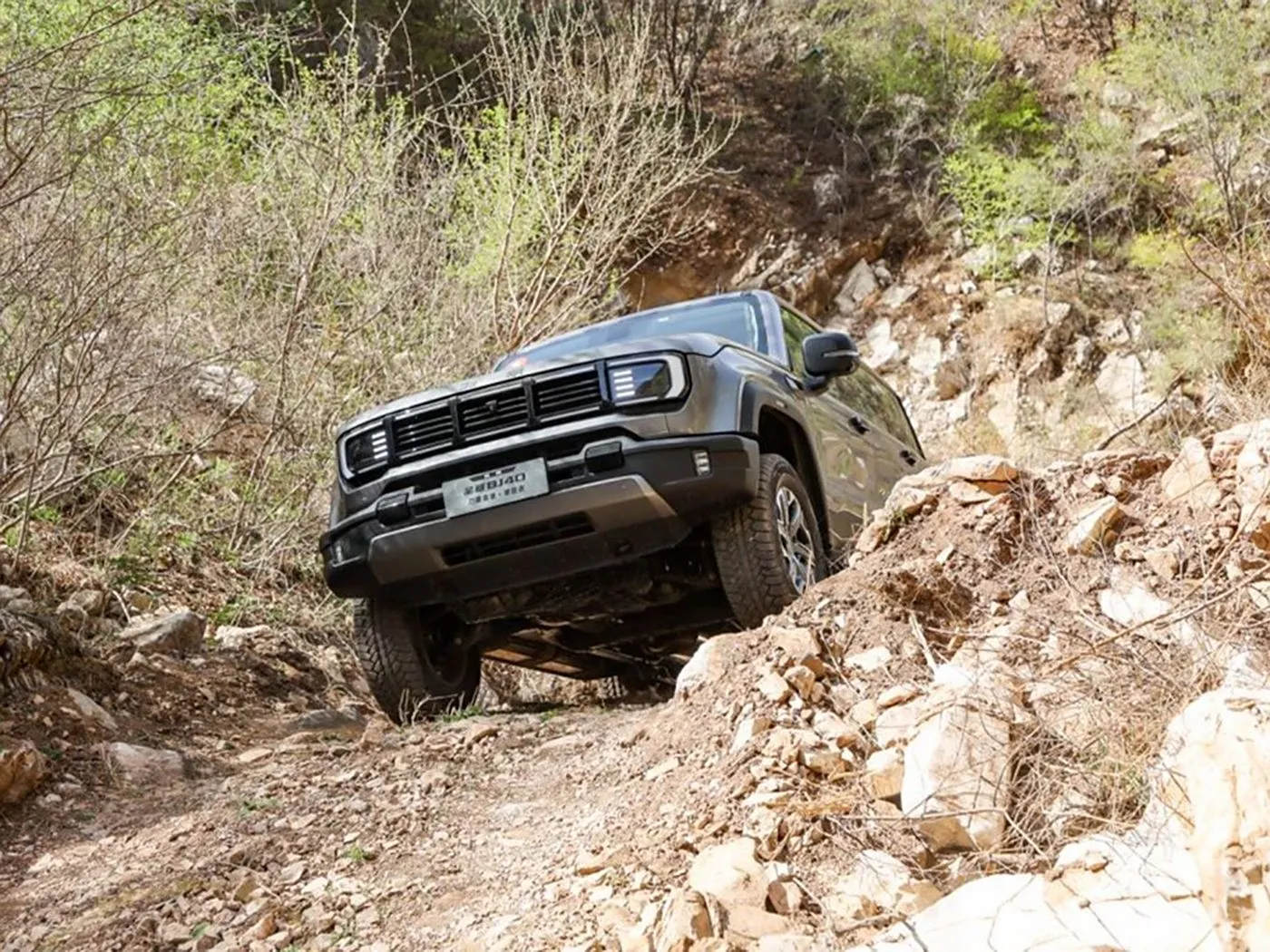 Beijing Off-Road BJ40 Compact Suv 4wd, 85l tank & kamera ya panoramic ndende