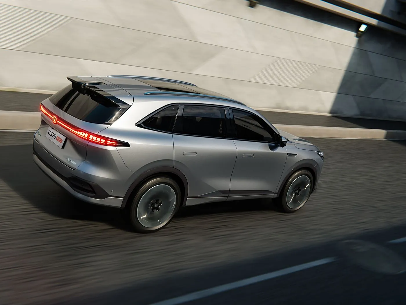 Changan Cs75 wongeyeho 1.5t / 2.0t compact suv hamwe na l2.5 Fasha, 15.6