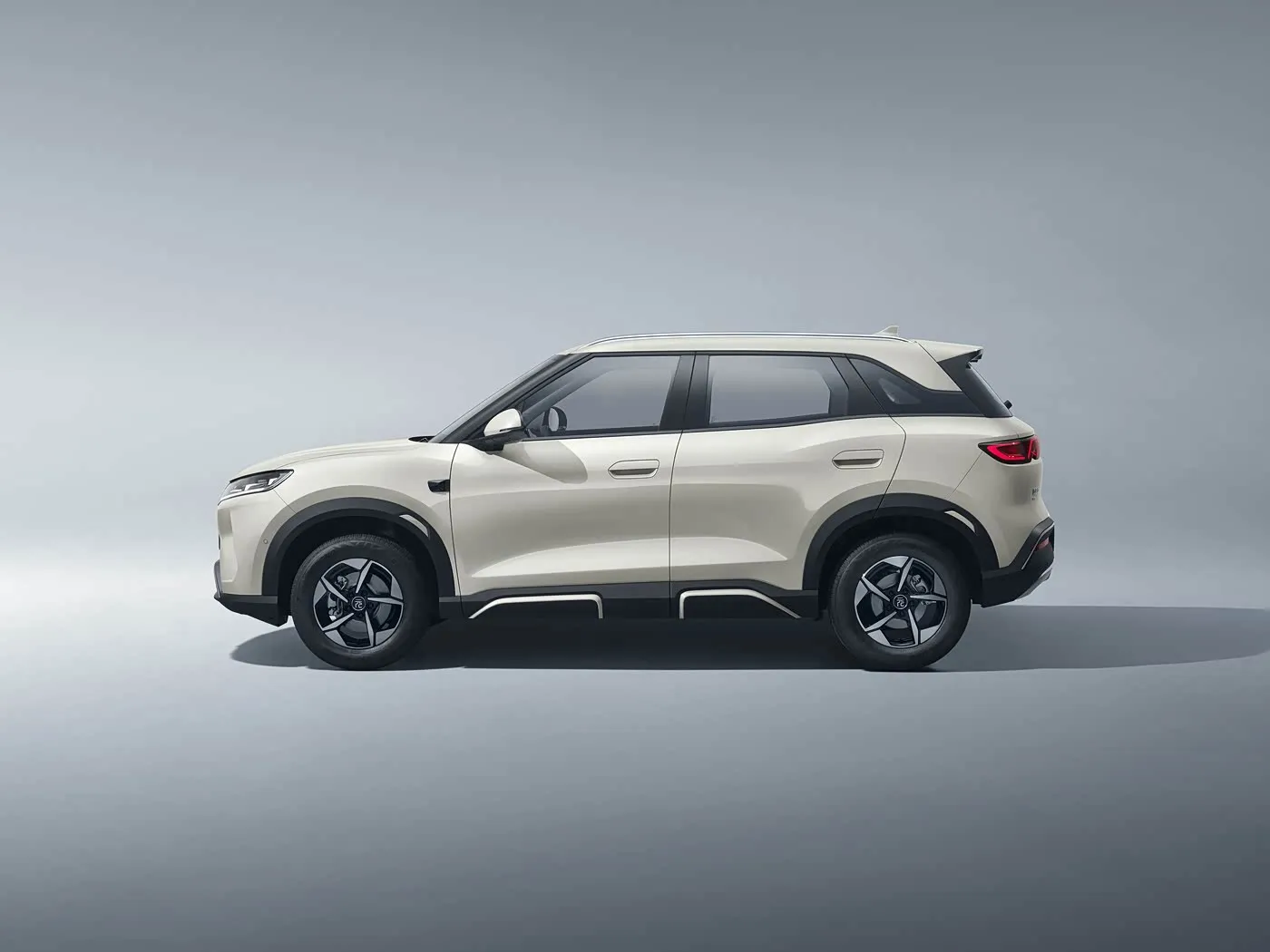 Byd Yuan Hejuru Edition Edition, Amashanyarazi maremare Yamashanyarazi, E4, Ingufu nshya