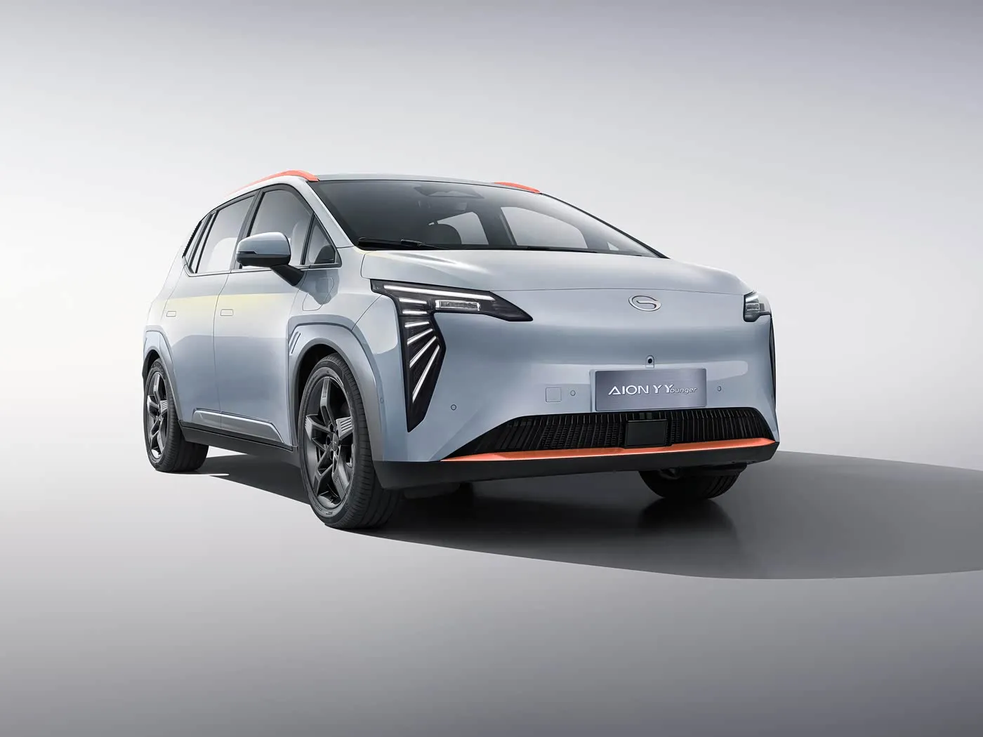 Gac Aion Y wongeyeho imodoka yamashanyarazi yubwenge Gutwara verisiyo 5-umuryango 5-intebe ev suv 150kw imodoka nshya yo kugurisha