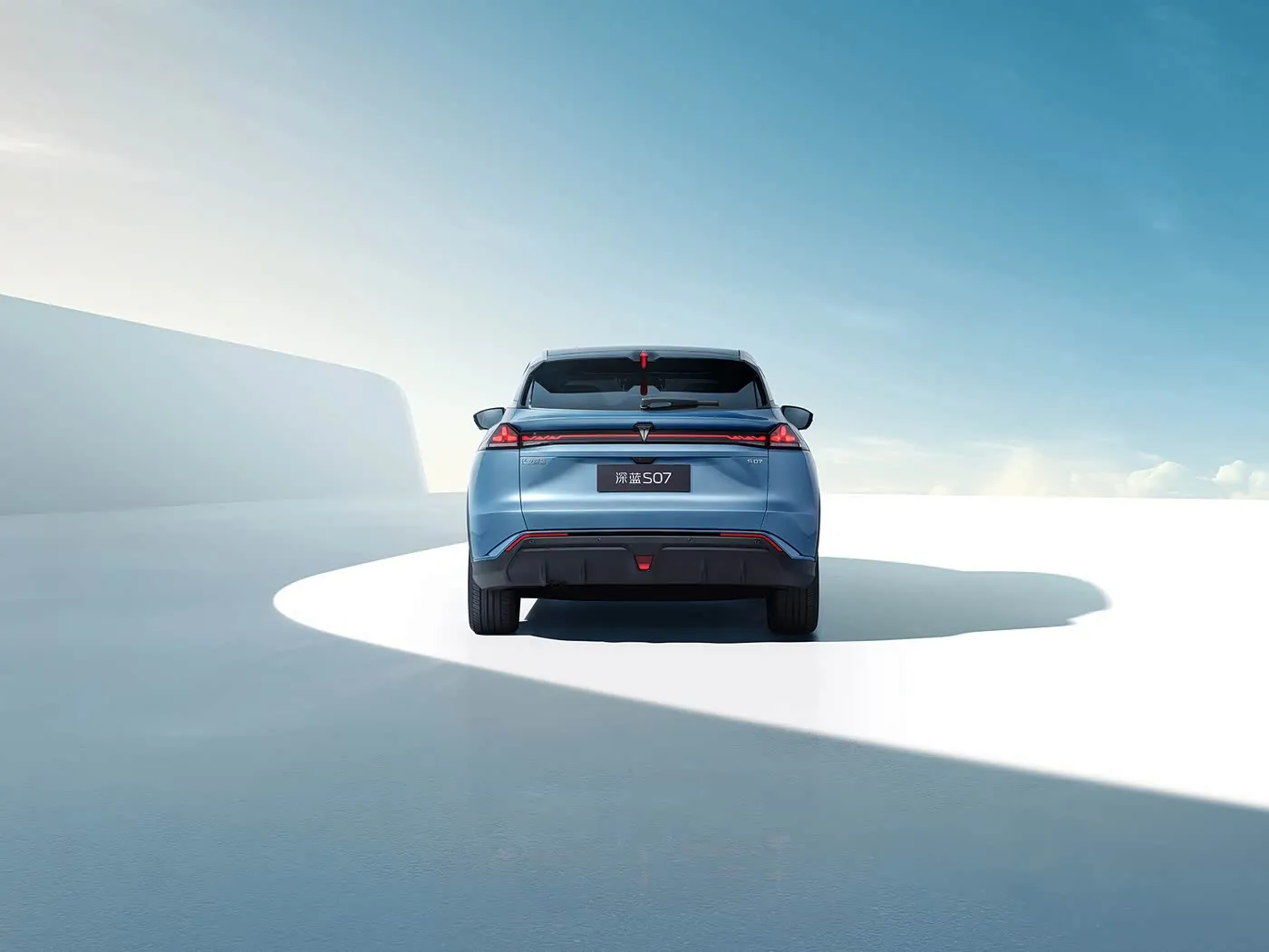 Ikinyabiziga cya Stal Stal Spemium Premium Suv yaguye-intera / ev ndenderase yimikino 5 imyanya ya santimetero 5