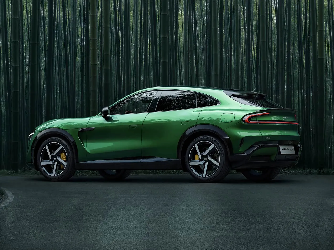 Igurisha rishyushye Xiaomi Yu7 Imodoka Nshya Ibinyabiziga EV SUV ndende ibiziga 5 bya santimetero