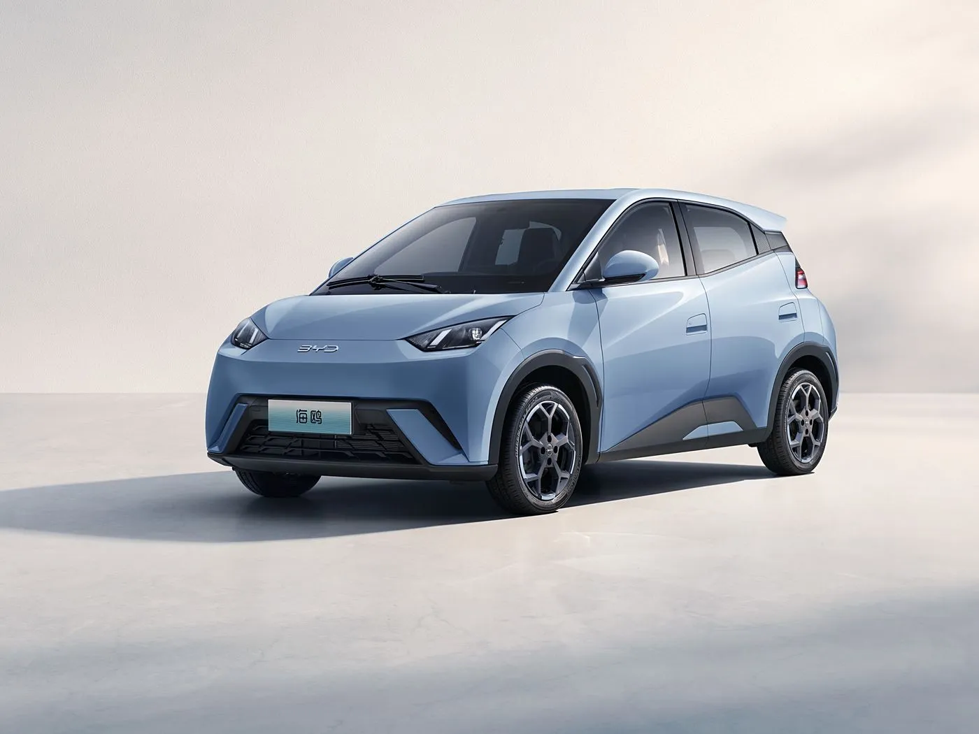 Byd Seagill Ev Hatchback Mini Smart Suv Imbere Yibiziga Imbere hamwe na kamera yinyuma yimodoka ihambiriye ingufu