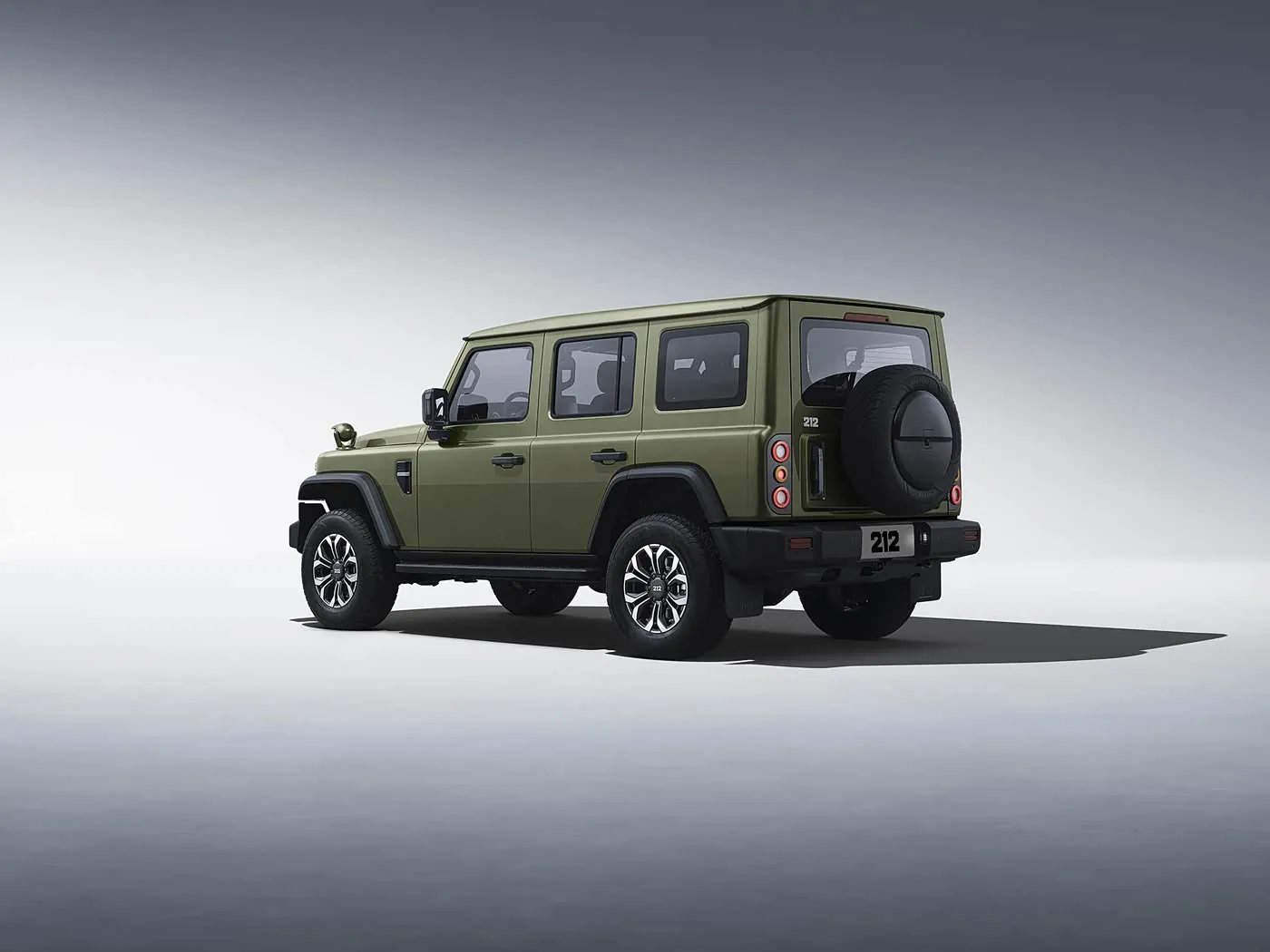 2025 Baic 212 T01 Rugged 4wd Compact Fempact Suw lisansi / Diesel 8AT & Uruhu Imbere Yuruhu Yashushanyije Uruziga rurerure